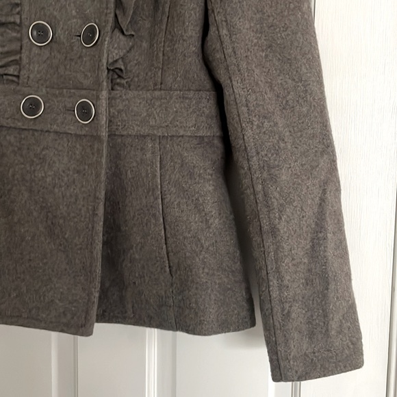 Women’s Short Pea Coat - Picture 4 of 7